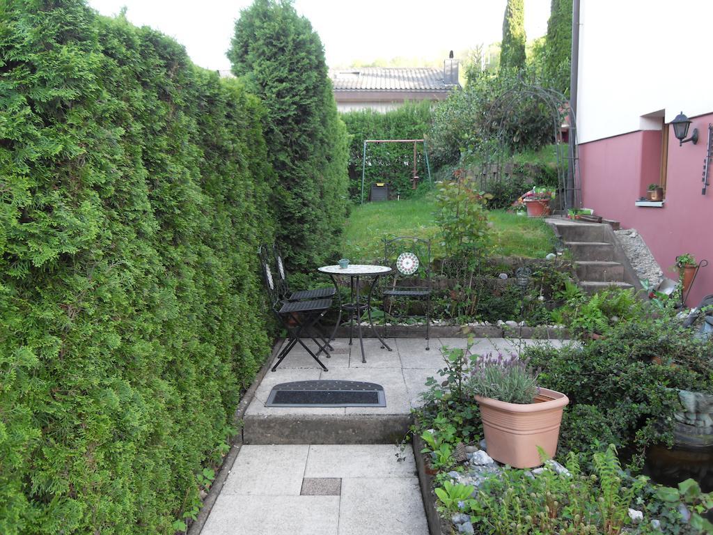 Bed&Breakfast In Flueh Hofstetten-Fluh Exterior foto