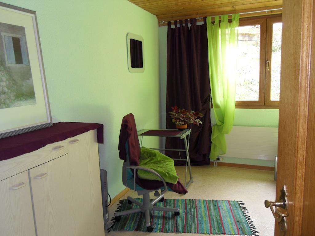 Bed&Breakfast In Flueh Hofstetten-Fluh Cameră foto